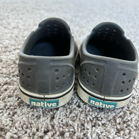 Native slip on shoes - Picture 3 of 5